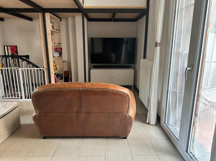 Loft Moderno Con Terrazzo Milão Exterior foto