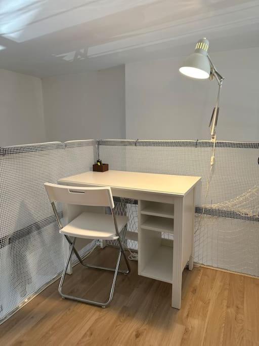Loft Moderno Con Terrazzo Milão Exterior foto